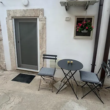 Casa Leone 02 *